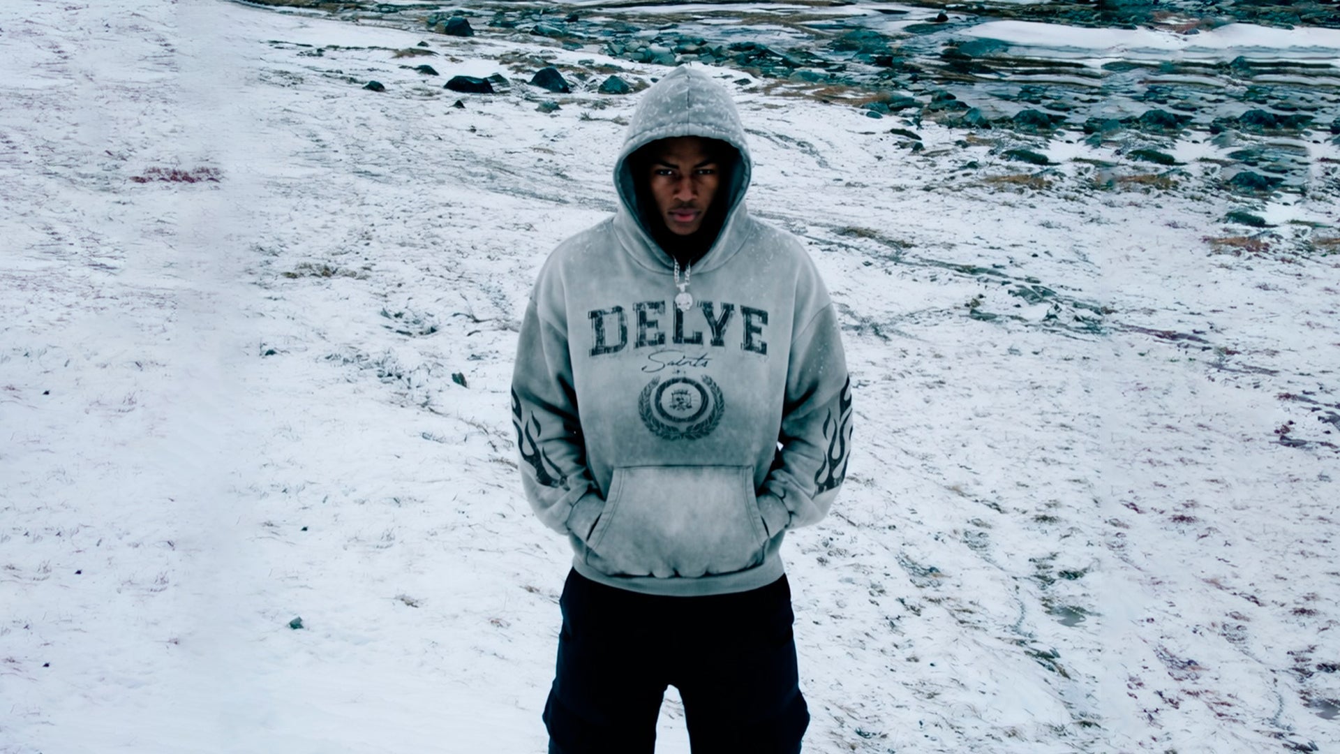 SAINTS DELYÉ lanza MADE FOR DIFFERENCE V.2 y consolida su propuesta del Spanish Luxury Streetwear